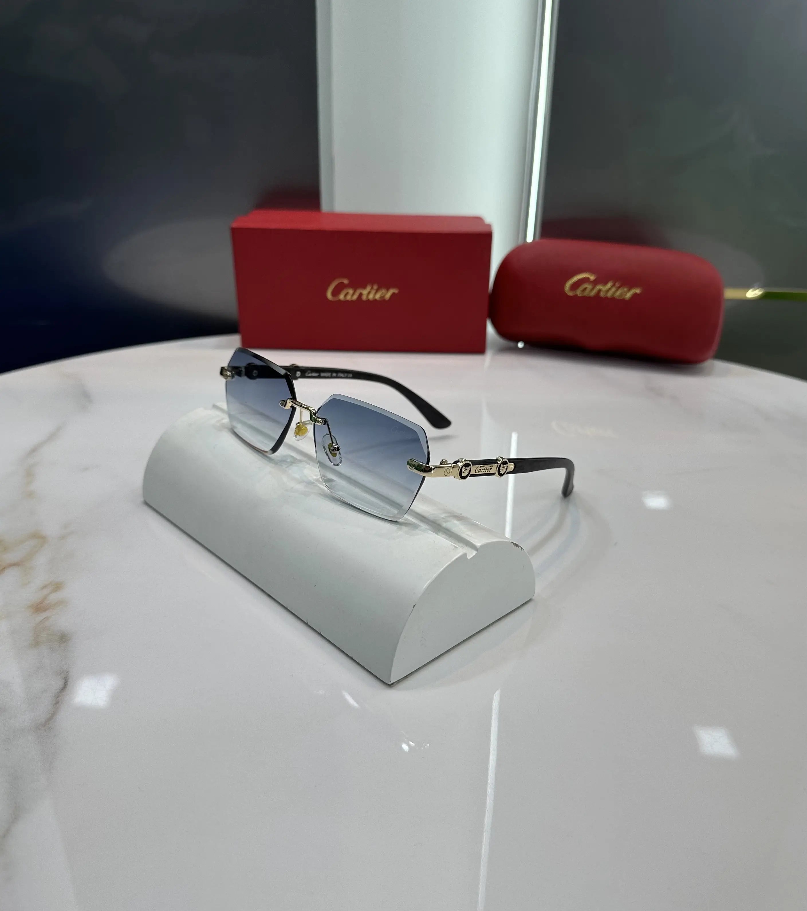 Cartie r Black Blue Premium Shades 021 Main image