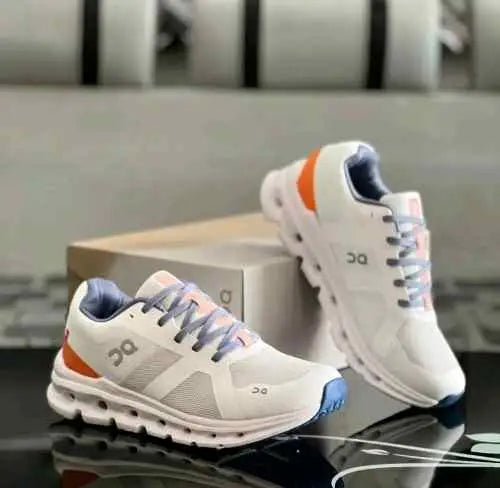 On Cloud Runner Undyed White Flame Secondary image