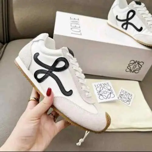 LOEWE BALLET RUNNER 2 0 SNEAKER WHITE BLACK Main image