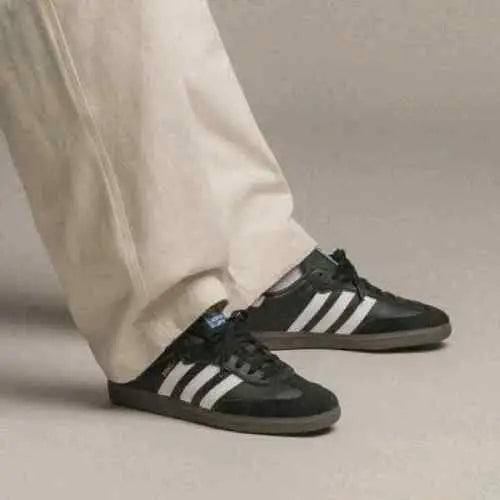 Adidass Samba Black white for her fix