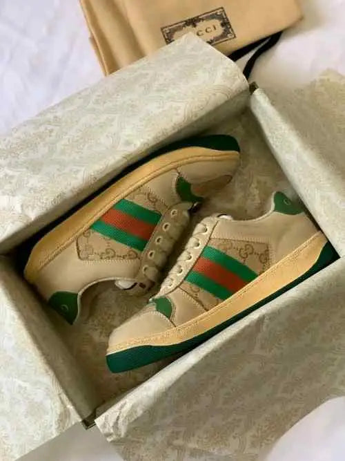 Guccii Screener Dirty Sneaker Secondary image