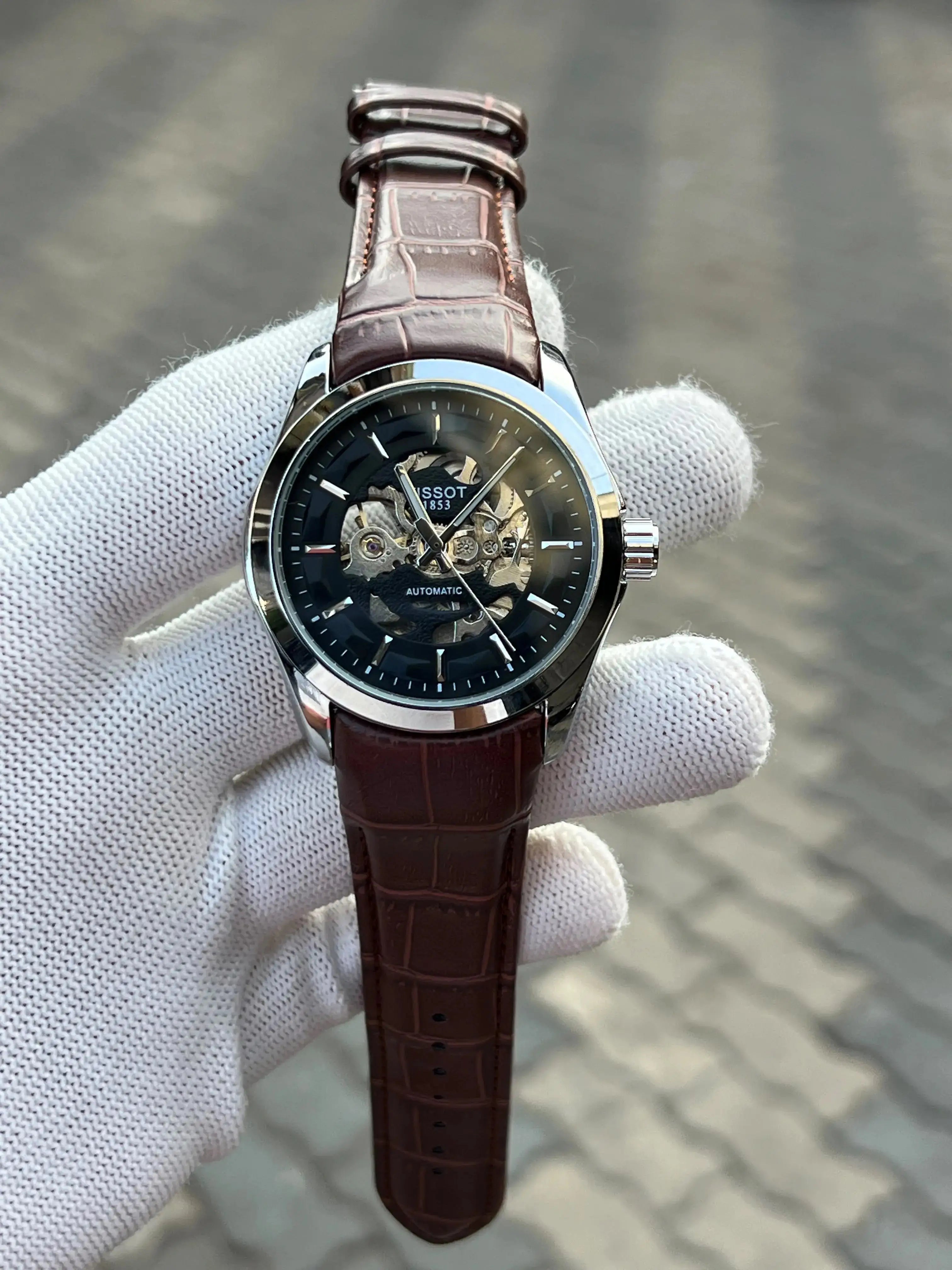 Tissot 1853 Automatic Brown Black Leather Secondary image