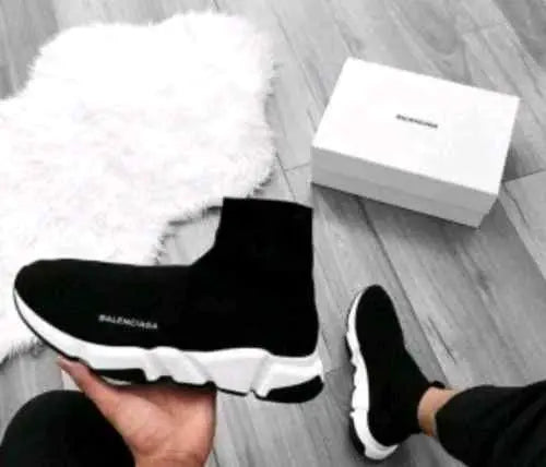 balenciagaa speed trainer BLACK WHITE