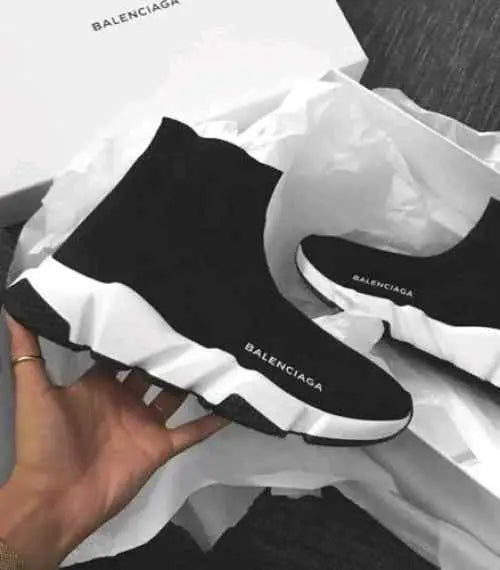 balenciagaa speed trainer BLACK WHITE