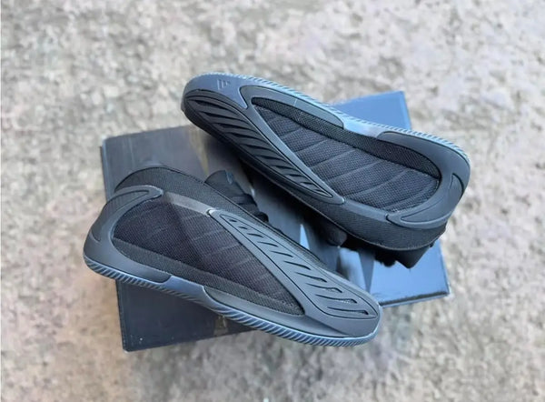 adidass ANTHONY EDWARDS 2 AE2 TRIPLE BLACK