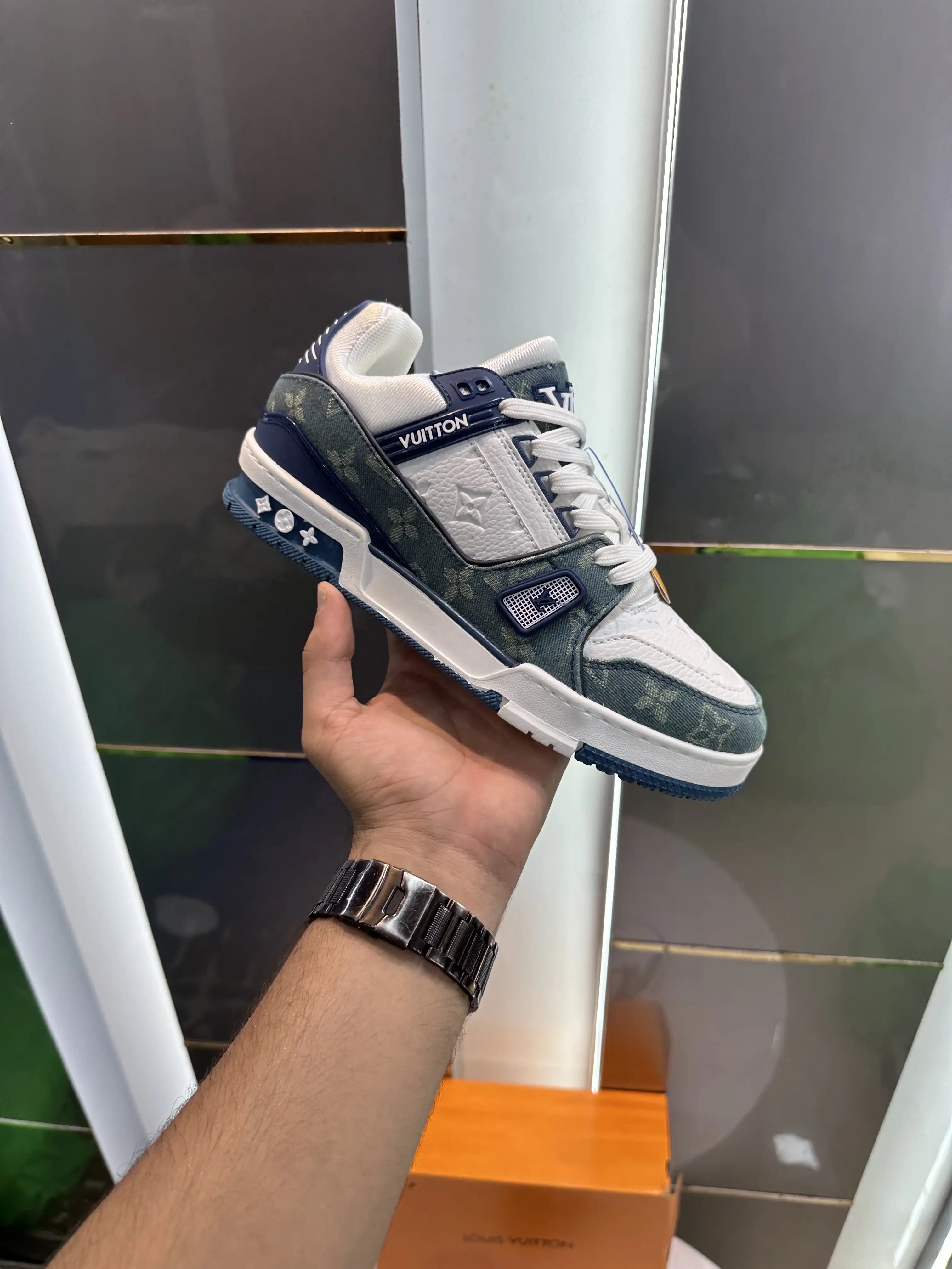 Louis_Vuitton Trainer Denim Blue Sneakers Secondary image