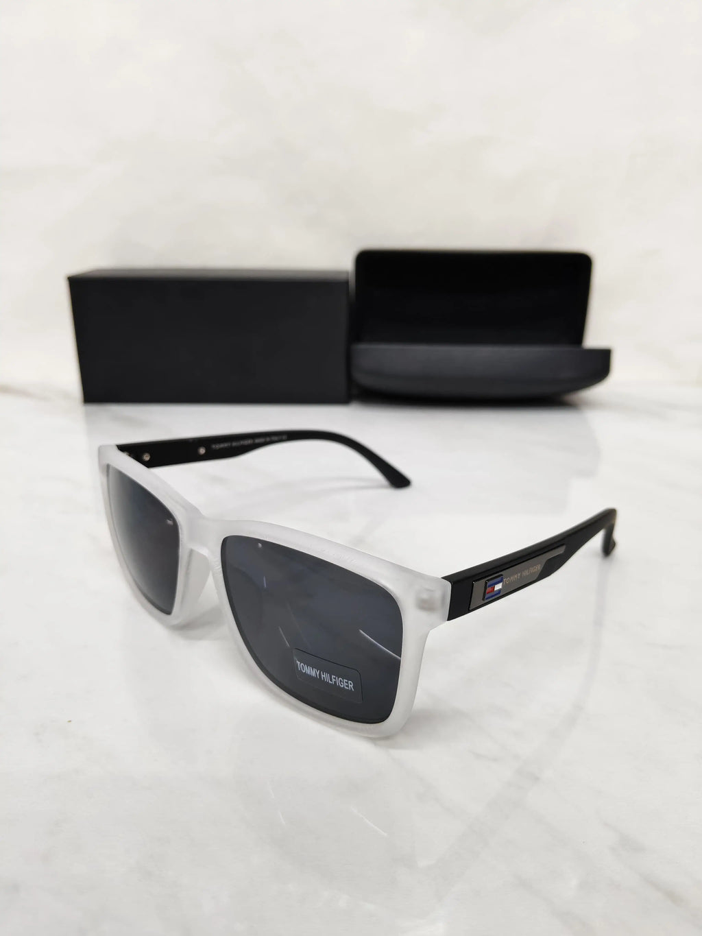 TOMMY HILFIGER 1122 ICE WHITE BLACK