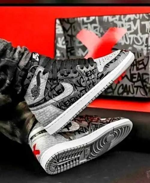Nikee Air Jordan retro 1 High OG Rebellioner Secondary image