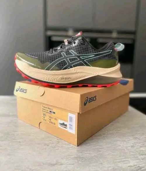Asicss Trabuco Max Black Green