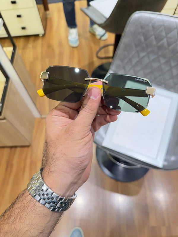 Maybach_7348_gold_green_black_brown