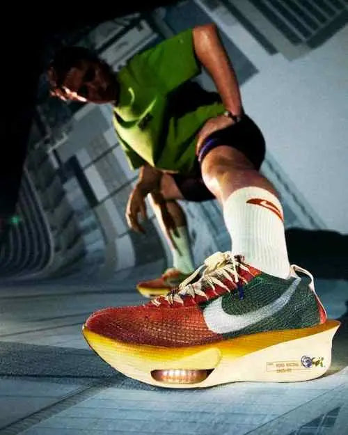 Nikkee Zoom Alphafly 3 Sting Colourway