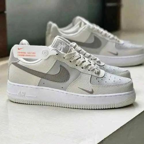 Nikee Airforce 1 Low OREWOOD MOON Secondary image