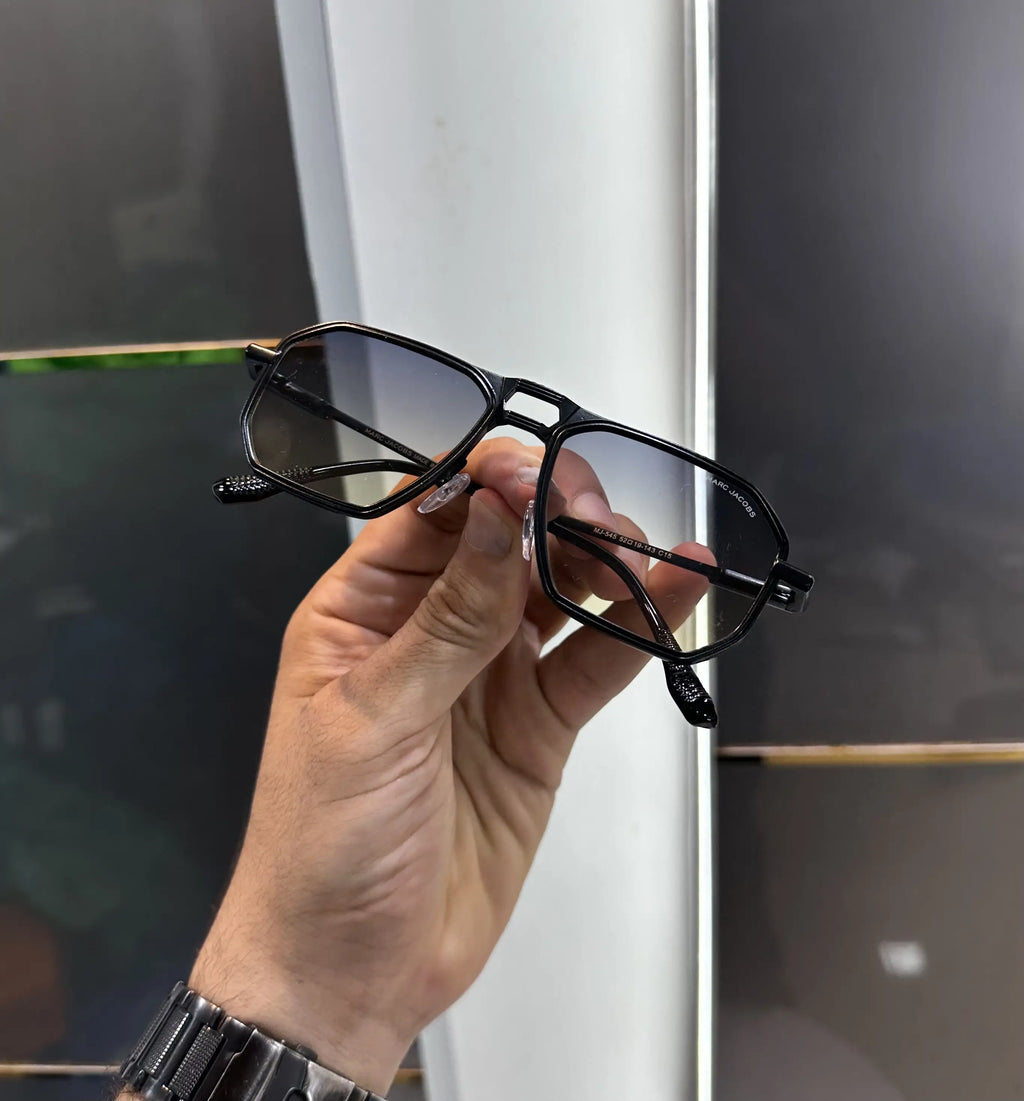 Marc Jacobs Black Multi Premium Shades 545