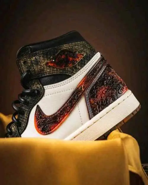 JORDAN Retro 1 High Year Of Snake