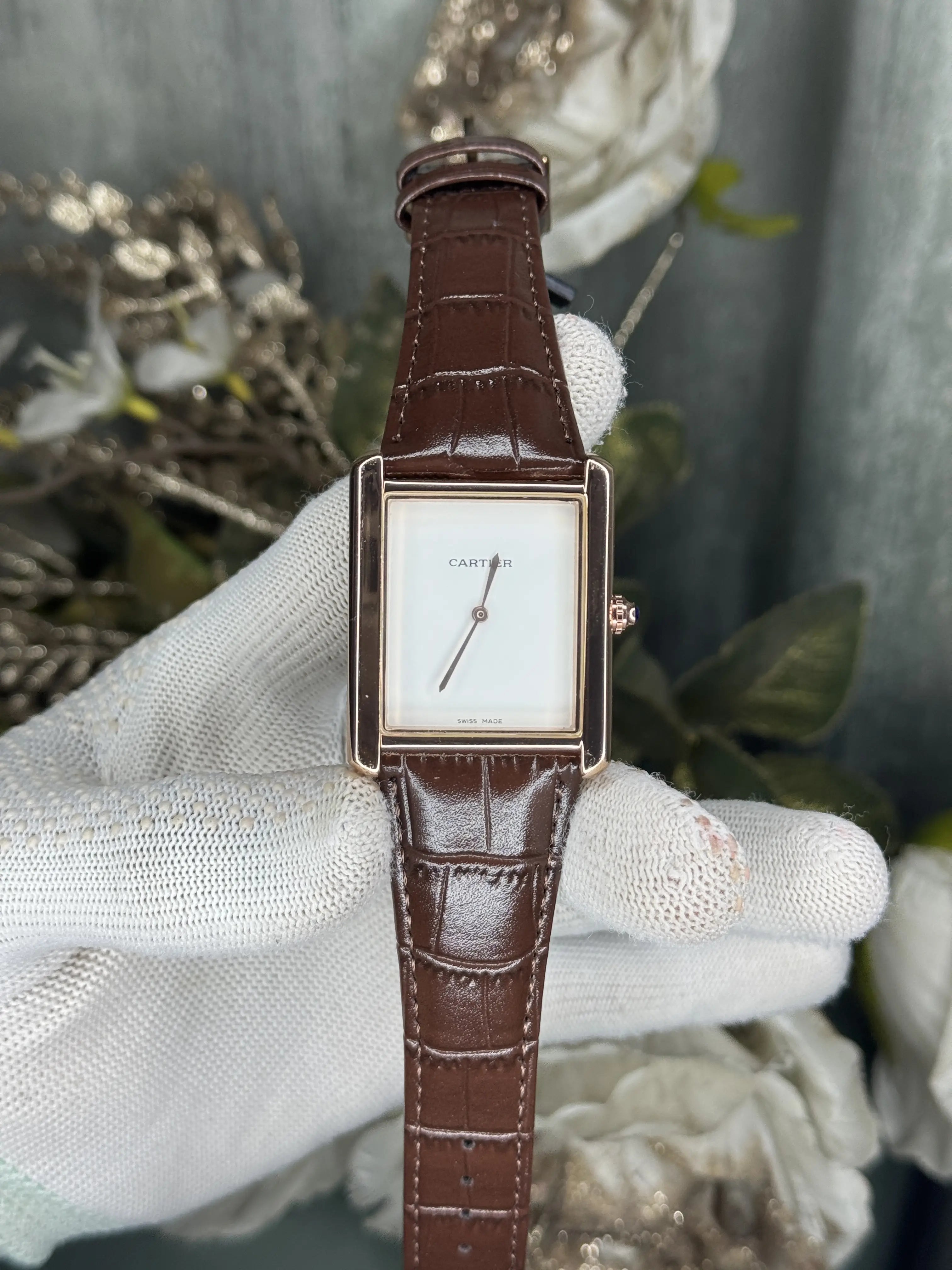 Cartie r Tank Louis Brown White Premium Watch Main image