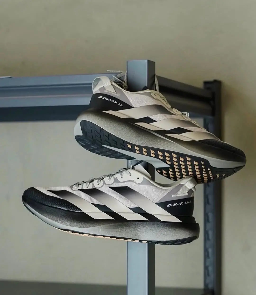 Adidaass Adizero Evo SL ATR Silver Pebble Secondary image