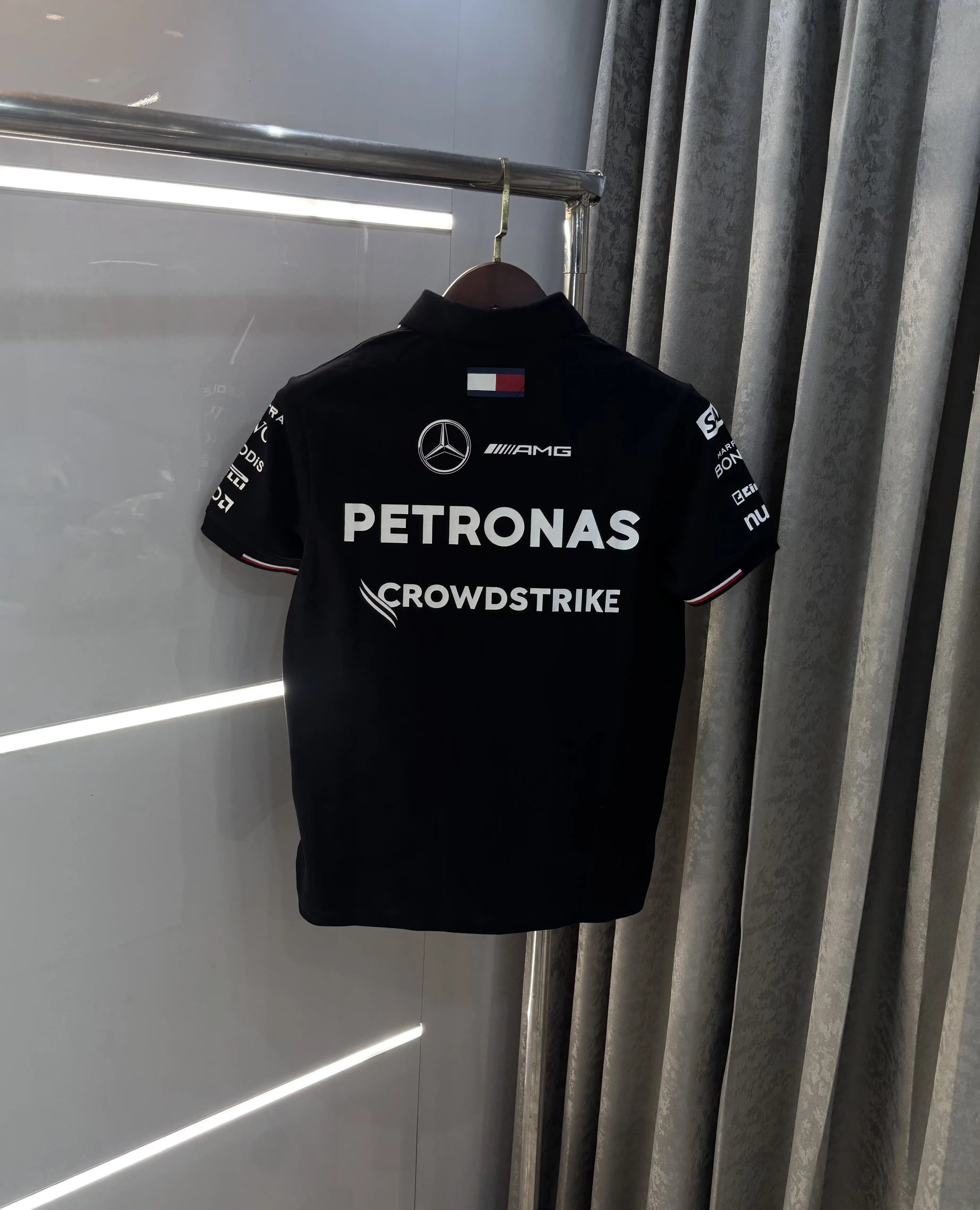 Tomm y Hilfiger Black Premium Polo T-shirt
