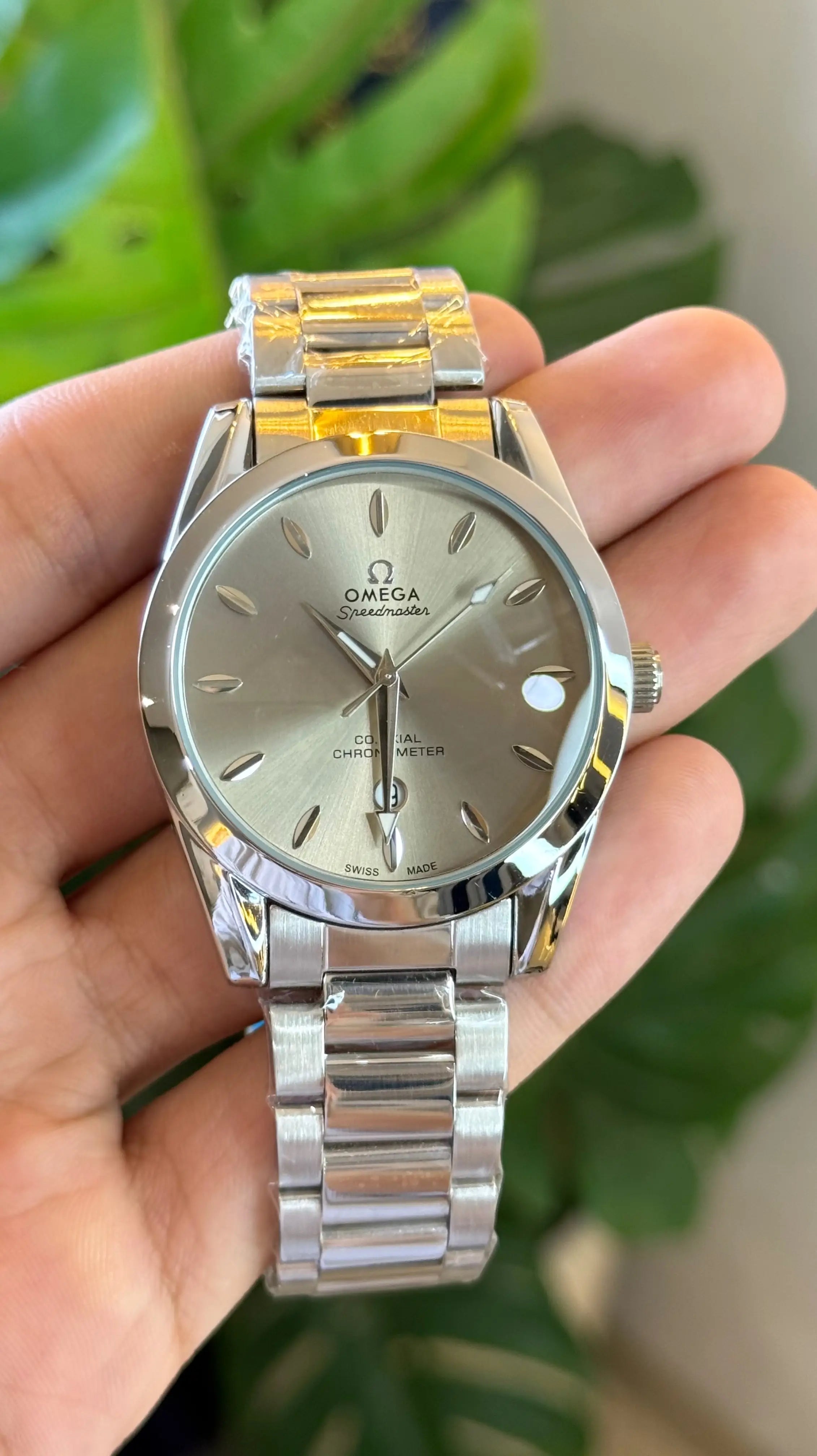 Omega Professional Planet Ocean Heavy Shift Movement Secondary image