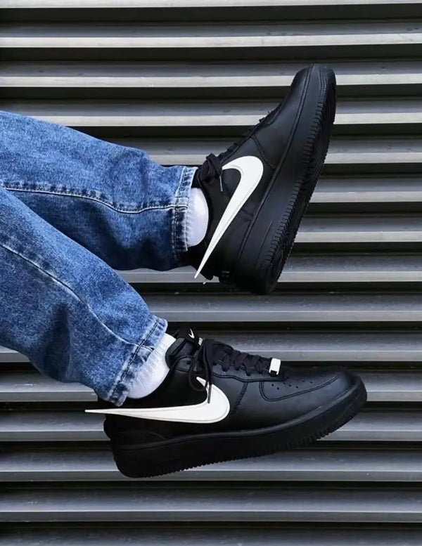 Nike_Airforce 1 Low Ambush Black White Sneakers
