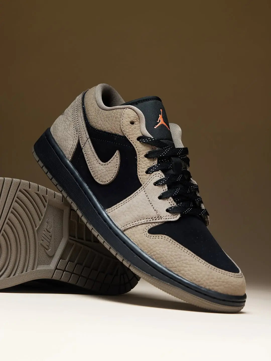 Air Jordan 1 Low SE Olive Grey Black 445 Main image