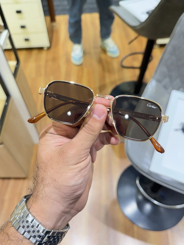 Cartier_00651_gold_brown