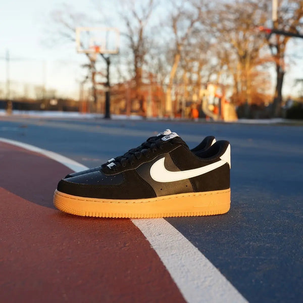 Nike_Airforce 1 07 LV 8 Black Gum Sneakers
