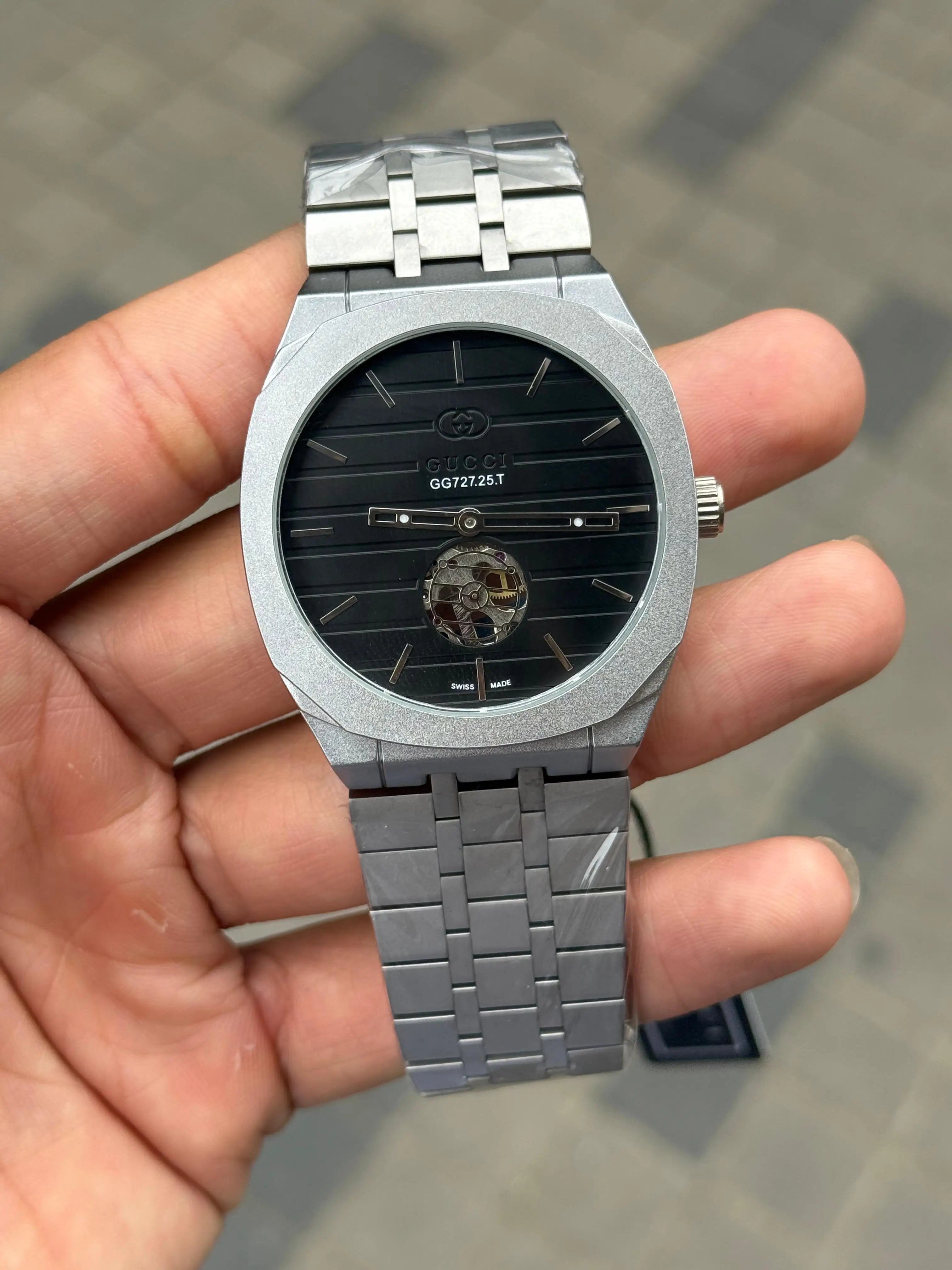 Gucci Tourbillon Automatic Silver Black Main image