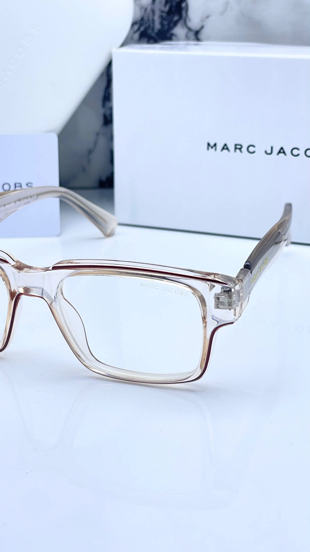 Marc jacobs 1117 peach tiger plano