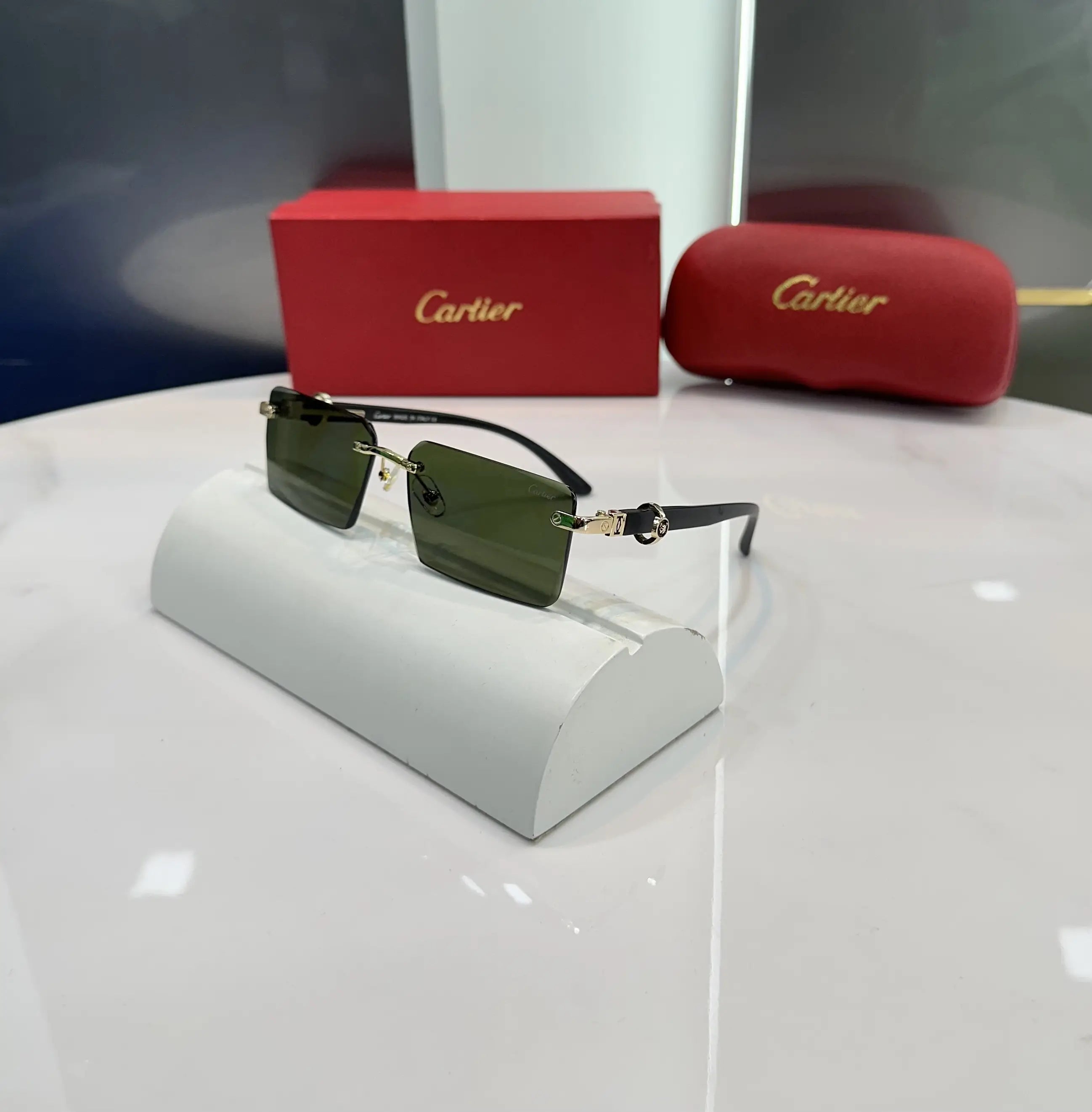 Cartie r Gold Green Premium Shades 035