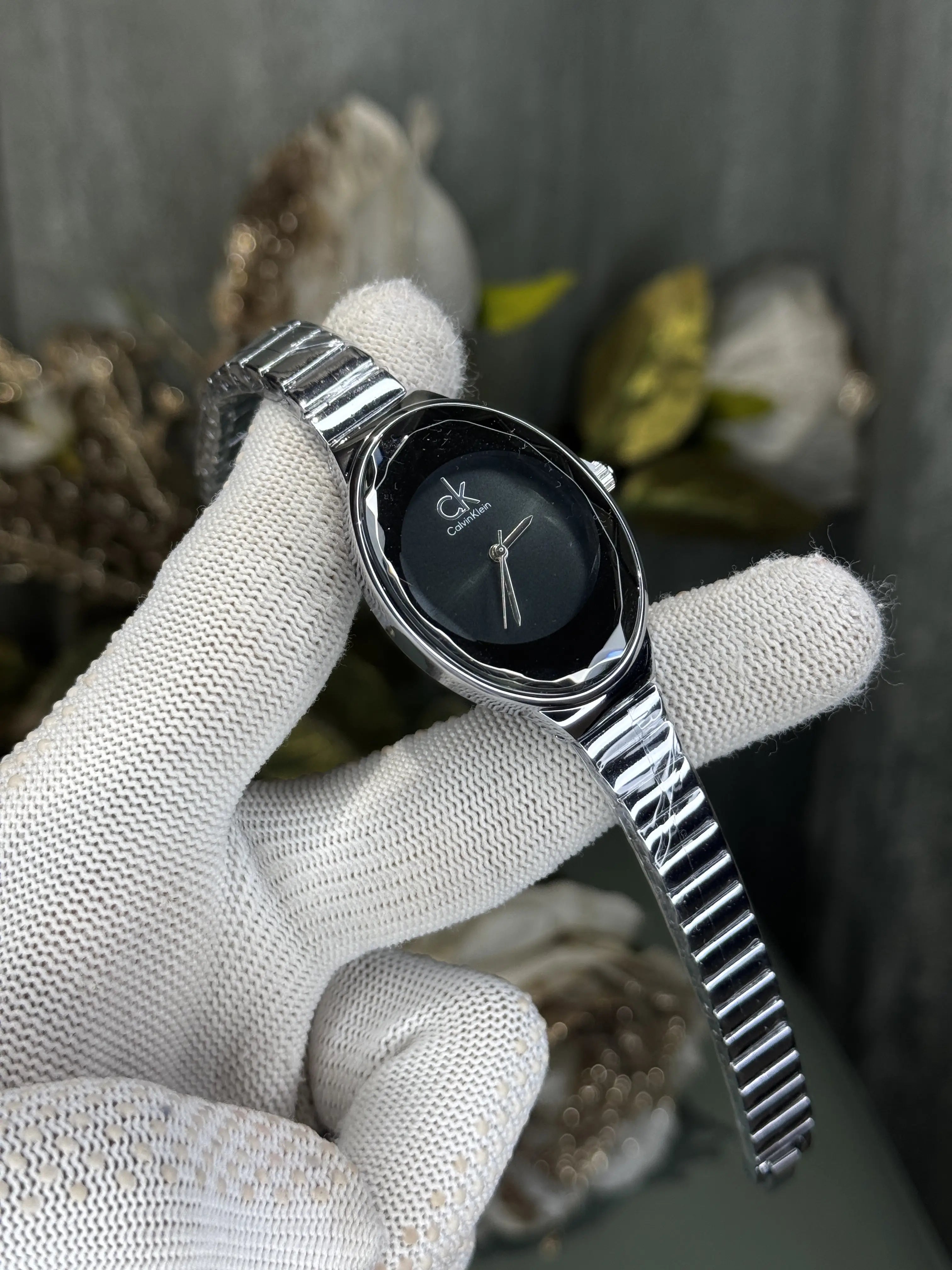Calvin Klei n Oval Silver Black Premium Watch Secondary image