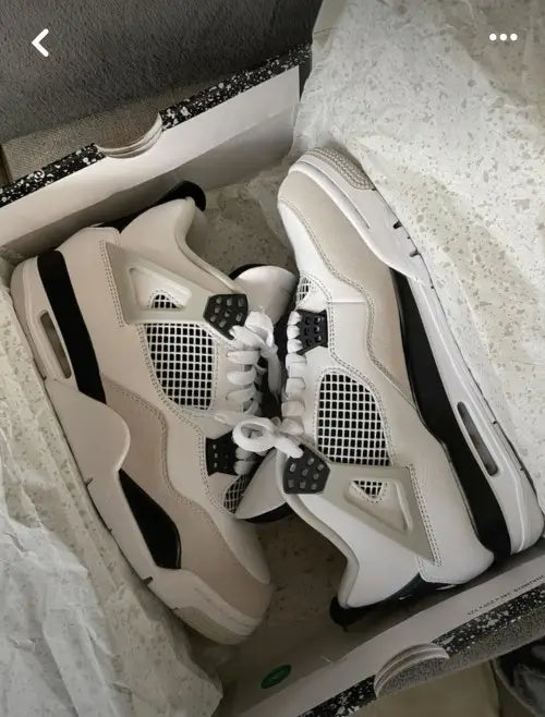 Jordan Retro 4 Military Black Surplus Semi UA