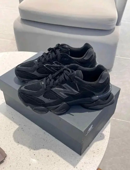 NEW BALANCE 9090 BLACK CAT Main image