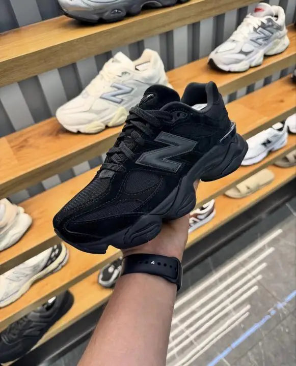 NEW BALANCE 9090 BLACK WHITE Secondary image