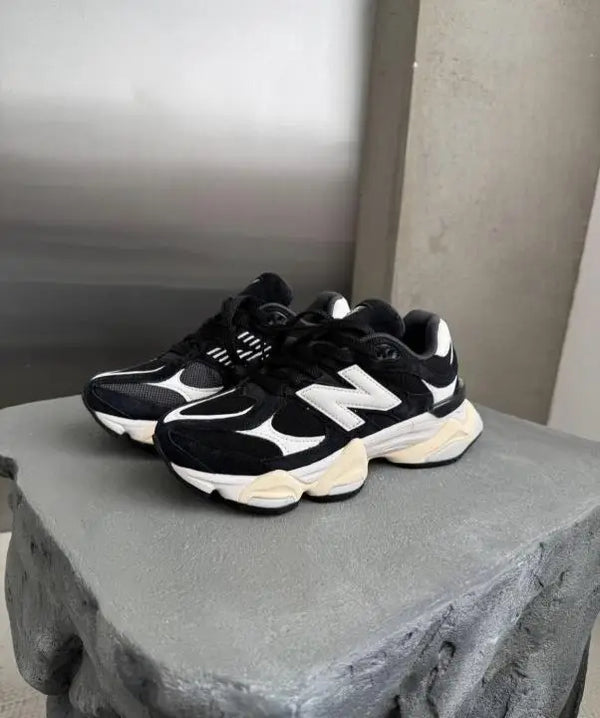 NEW BALANCE 9090 BLACK WHITE