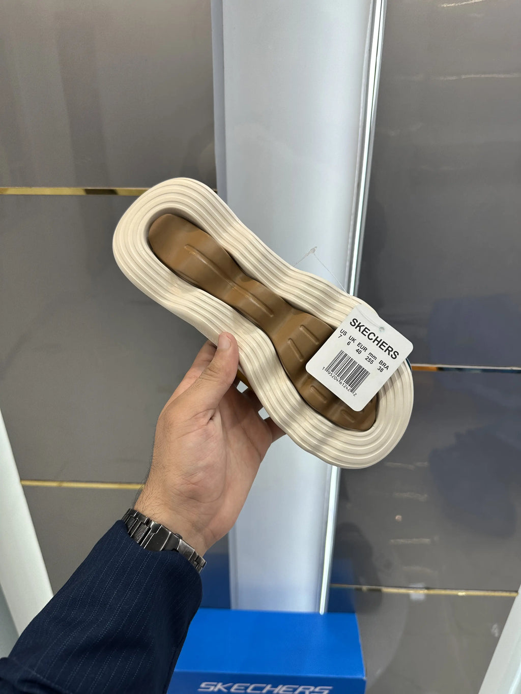 Skechers_Massage Fit Tan Premium Slide With Box