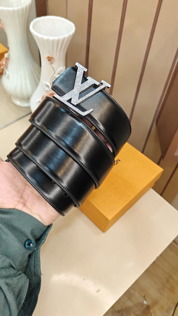 LV LOU!5 VUI..+TON PREMIUM QUALITY IMPORTED REVERSIBLE BELT WITH OG BOx LV-203