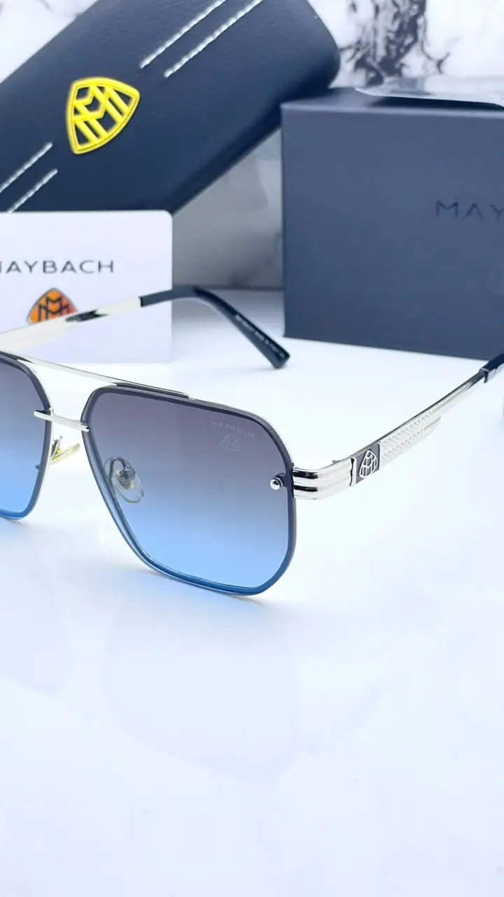 Maybach 119 silver blue Secondary image