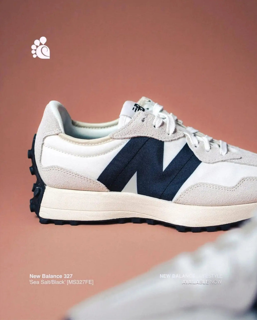 New Balance 327 White Black (460