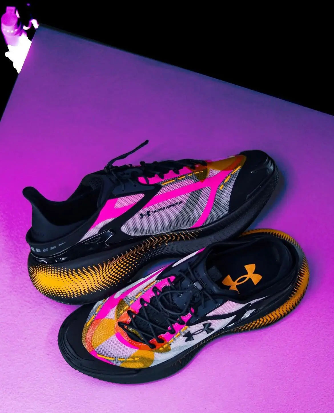 UNDER ARRMOUR ECHO SLIPSPEED BLACK REBEL PINK (461 Secondary image