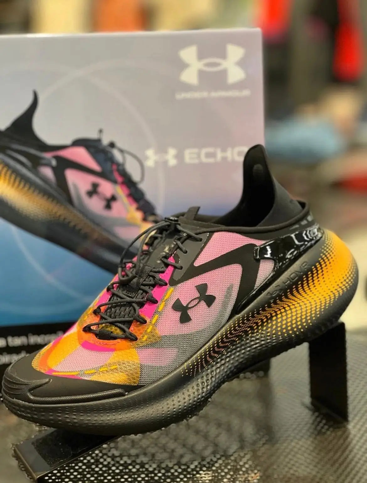 UNDER ARRMOUR ECHO SLIPSPEED BLACK REBEL PINK (461