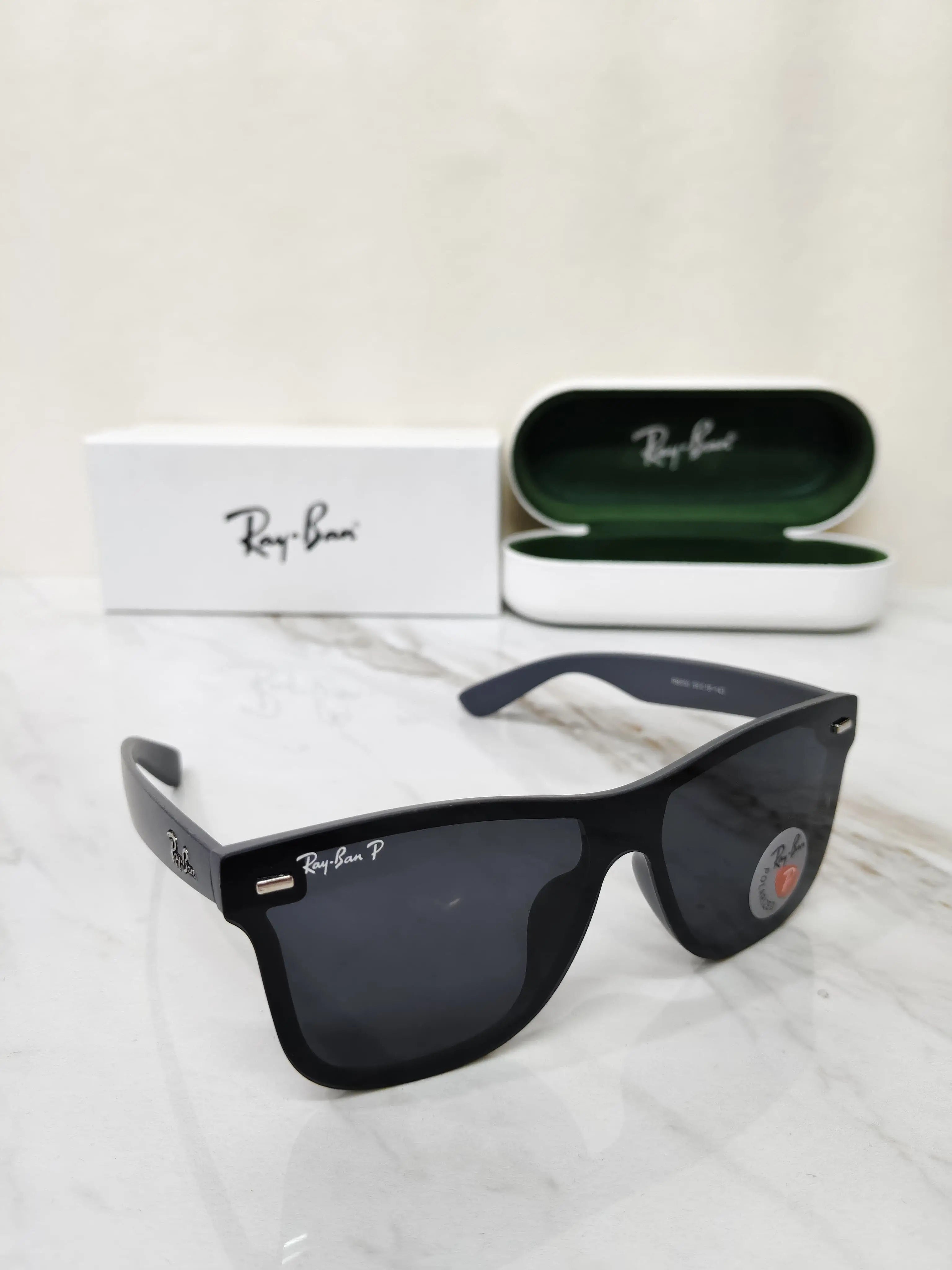RAY BAN 650 MATT GREY