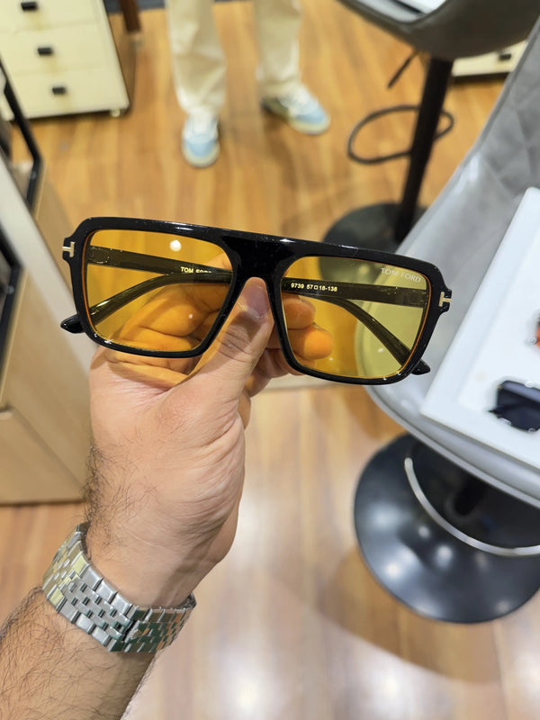 Tomford_9739_black_yellow
