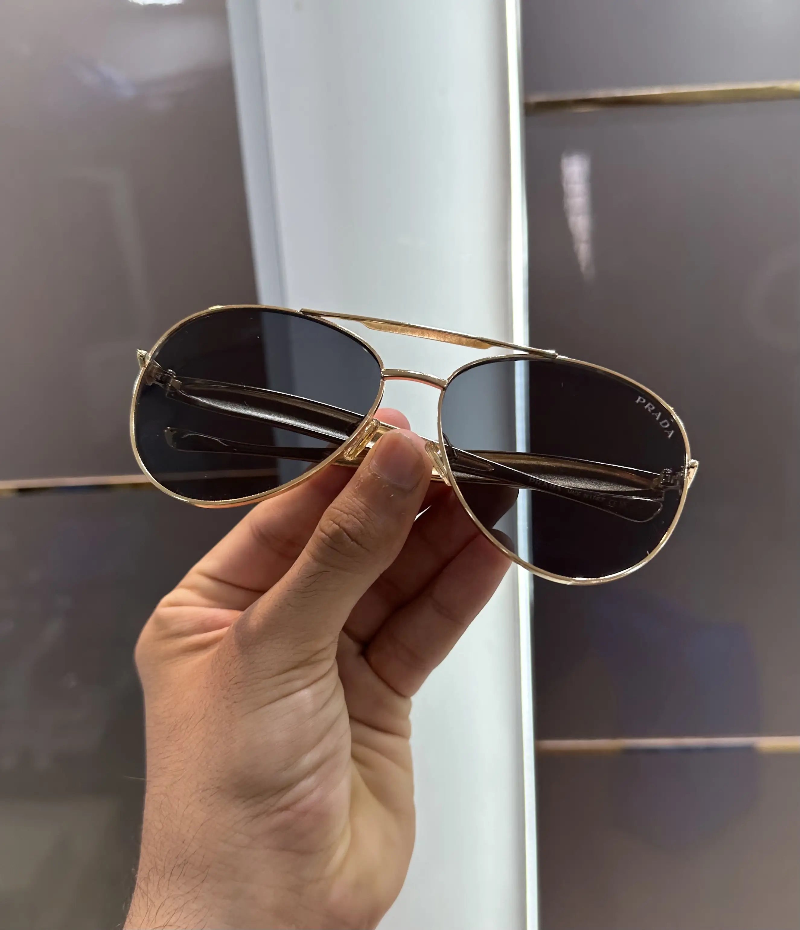 Prad a Gold Black Metal Premium Shades 5008