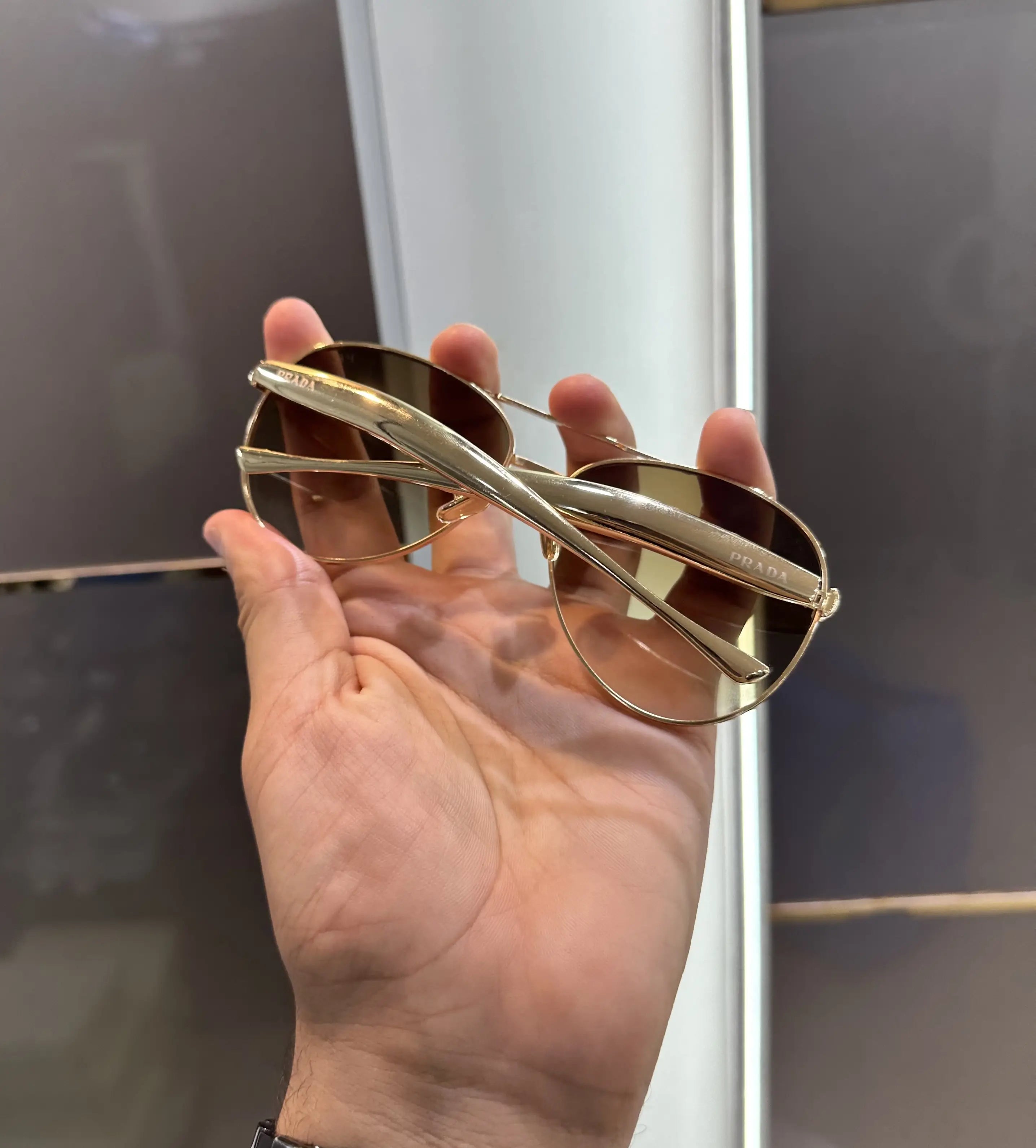 Prad a Gold Brown Metal Premium Shades 5008