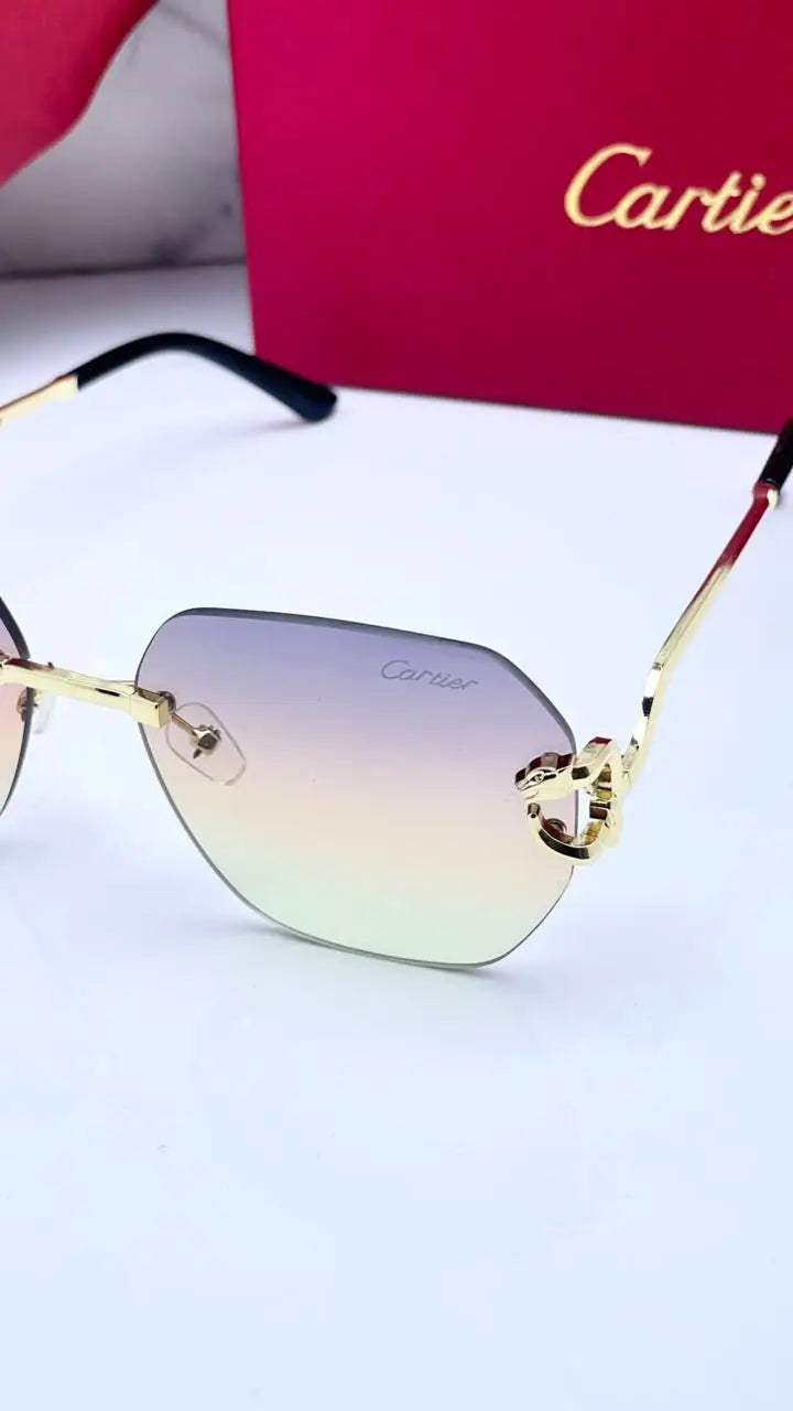 Cartier 8822 gold rainbow Secondary image