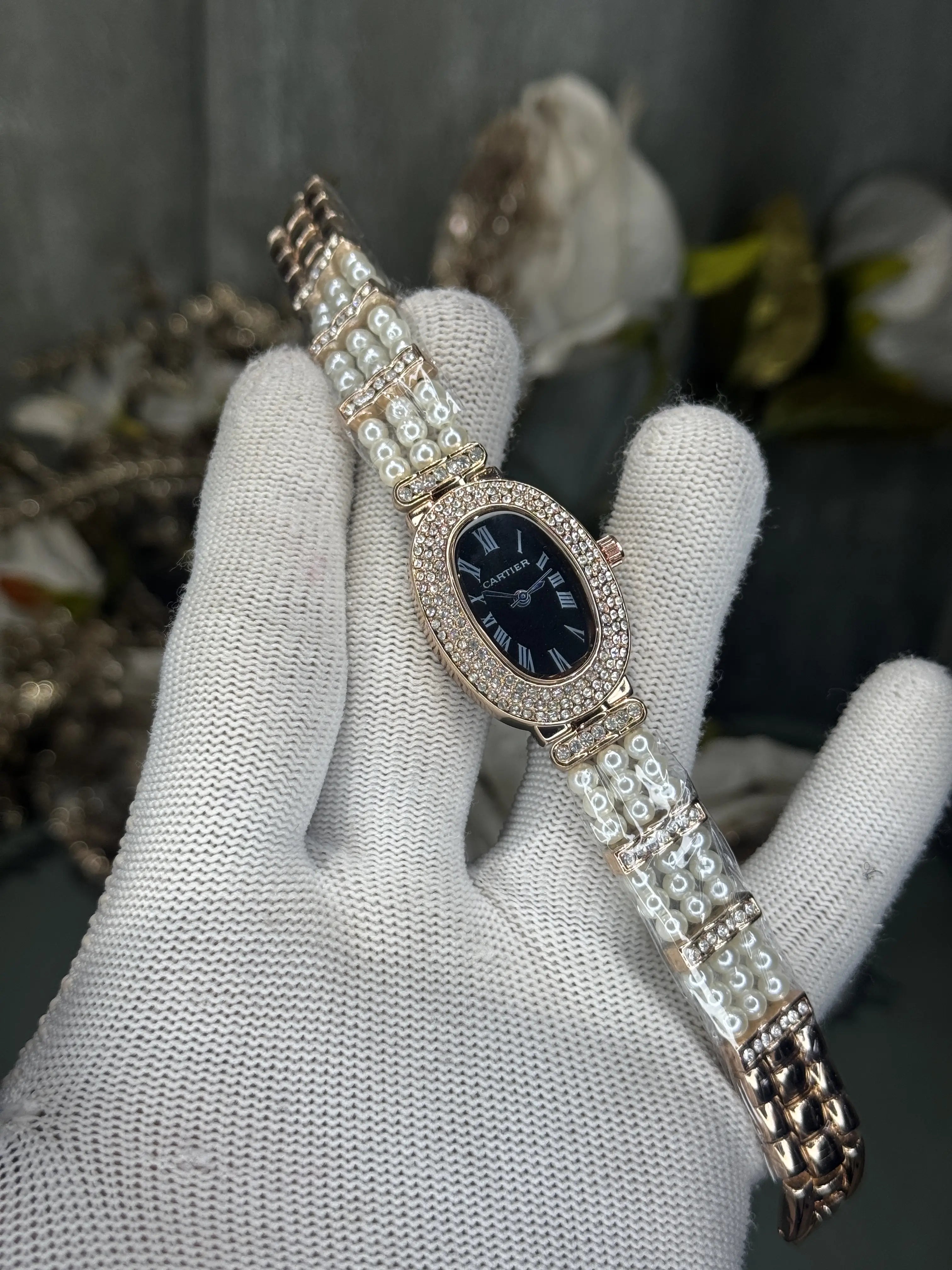 Cartie r Pearls Roae Gold Black Premium Watch