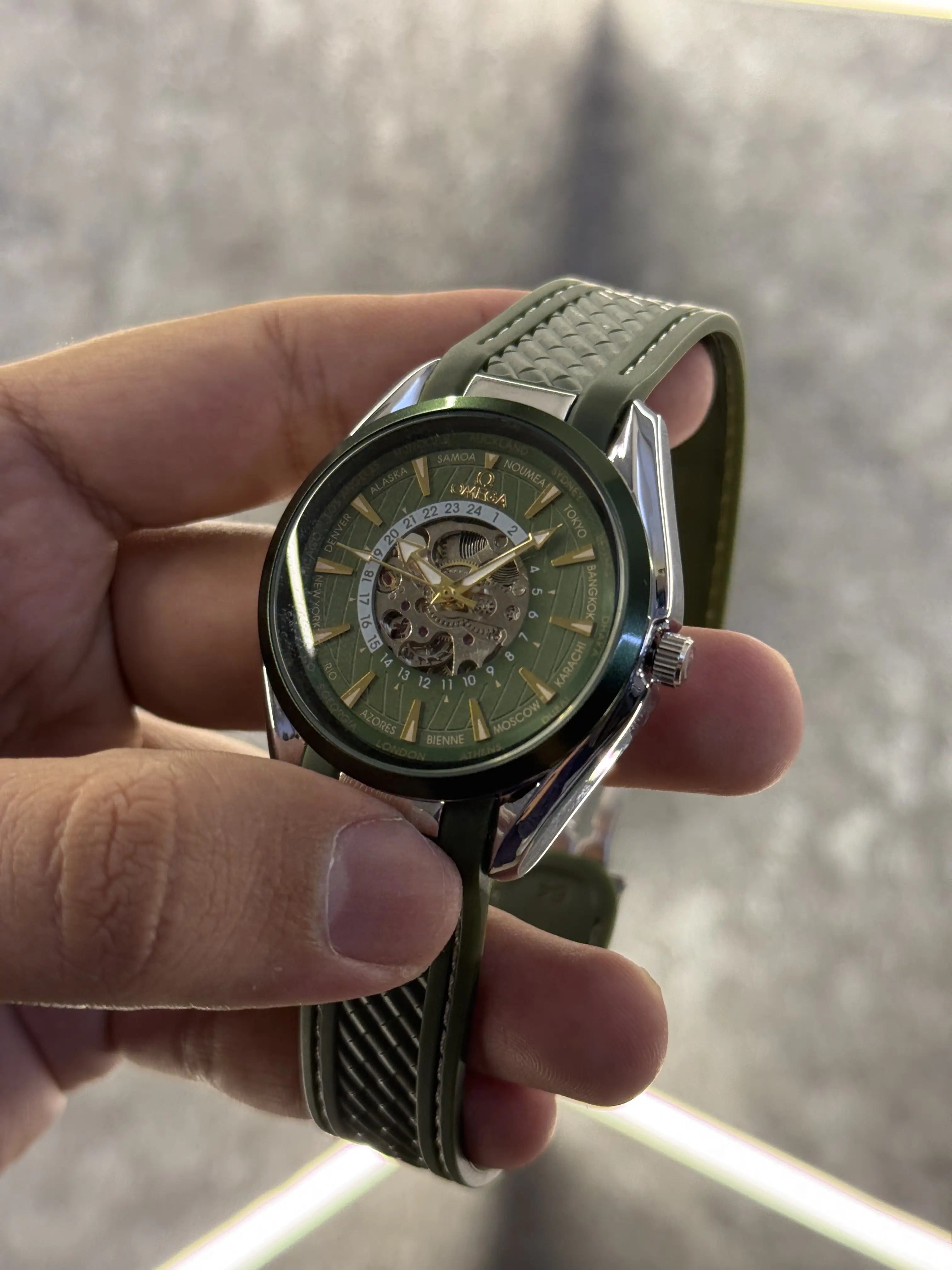 Omeega Aqua Terra World Map Green Automatic 100