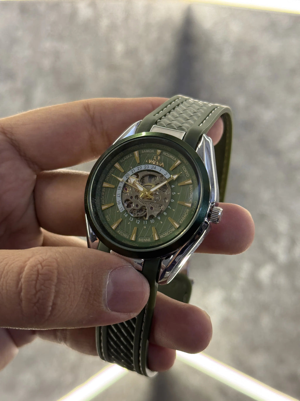 Omeega Aqua Terra World Map Green Automatic 100