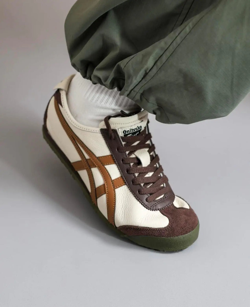 Onituska_ Tiger Mexico 66 Oatmeal Brown Fix 353