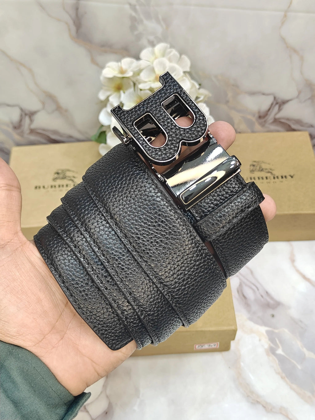 BB BURBERRY PREMIUM QUALITY IMP AUTOLOCK BELT WITH OG BOX